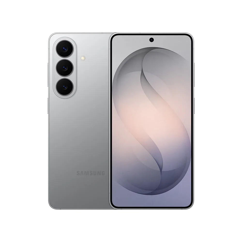 Galaxy S26 na cor prata, visto de costas com as três câmeras verticais e de frente com a tela ligada